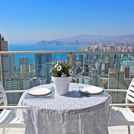 Apartamento de Lujo con terraza privada y vistas al mar en Torre Lúgano Benidorm Exterior foto