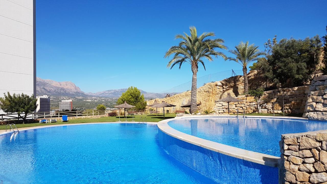 Apartamento de Lujo con terraza privada y vistas al mar en Torre Lúgano Benidorm Exterior foto